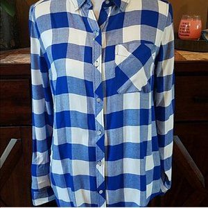 NWOT Long Sleeved Blue and White Check Button Down